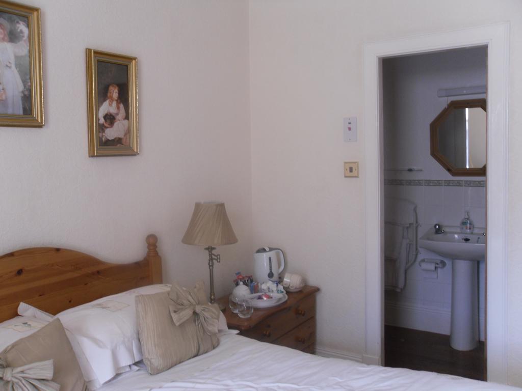 Ardfern Guest House Perth Cameră foto